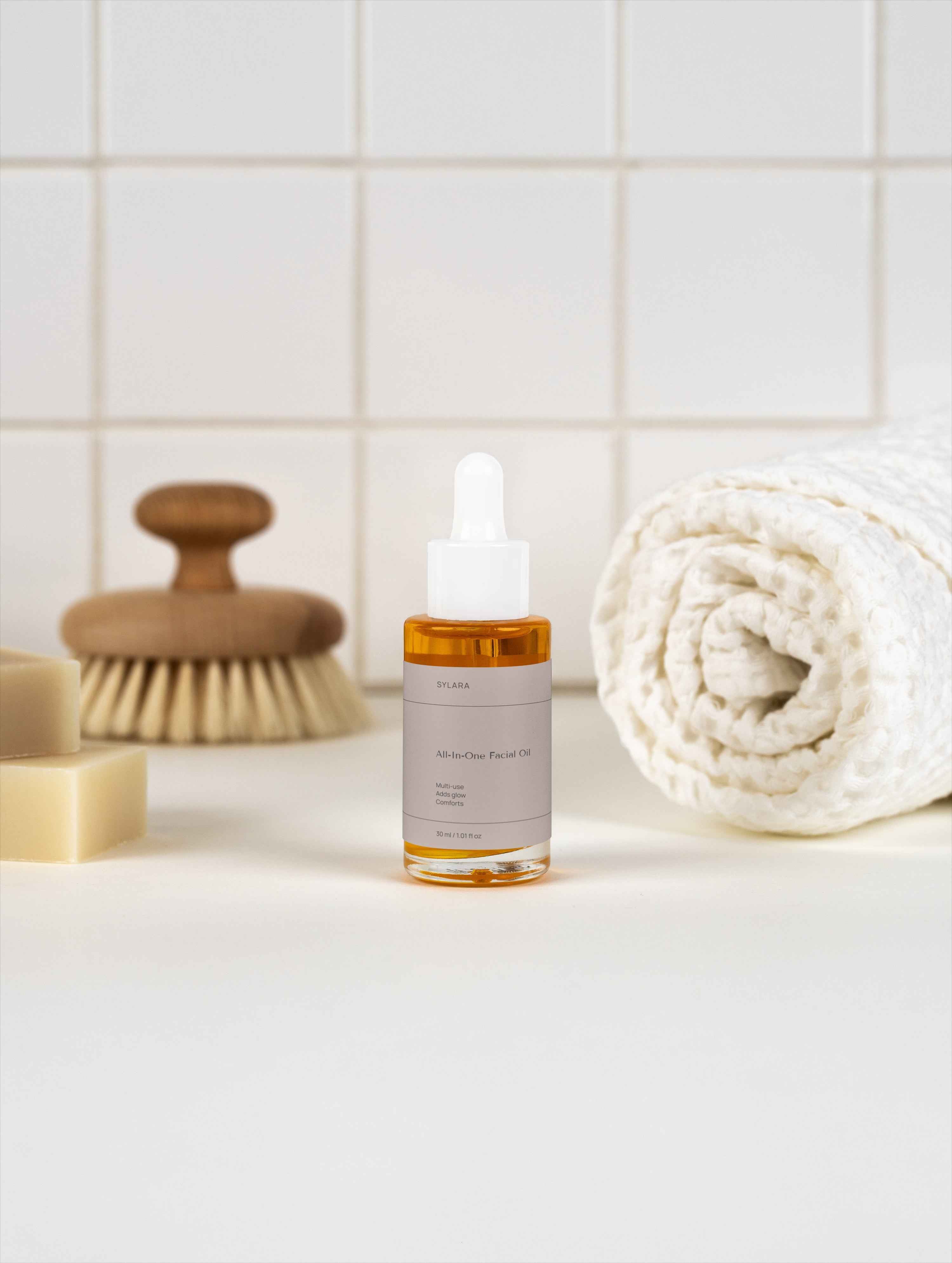 All-In-One Facial Oil – Organic Face Oil with Jojoba & Sea Buckthorn